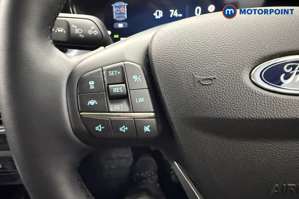 Ford Focus Active X Automatic Petrol Estate - Stock Number (1626368) - 6th supplementary image