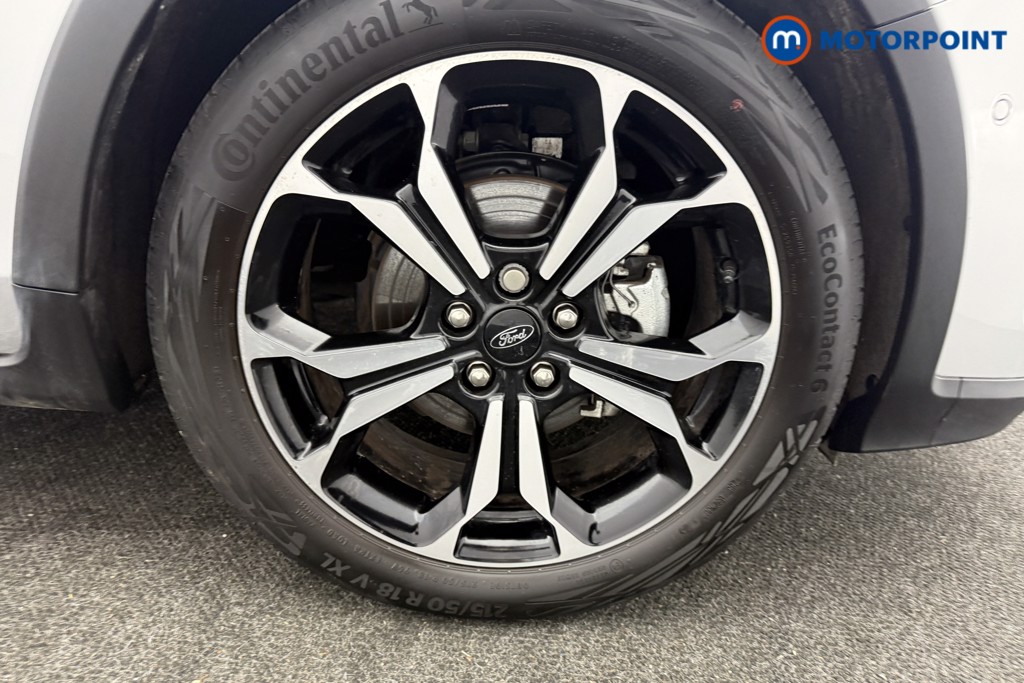 Ford Focus Active X Automatic Petrol Estate - Stock Number (1626368) - 19th supplementary image