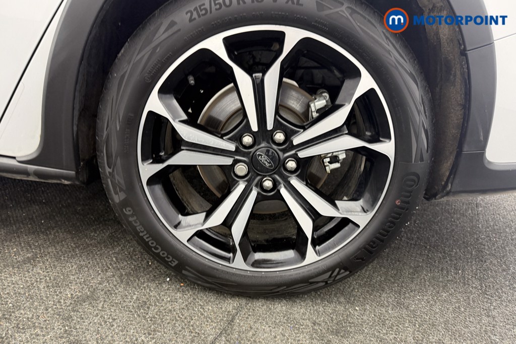 Ford Focus Active X Automatic Petrol Estate - Stock Number (1626368) - 21st supplementary image