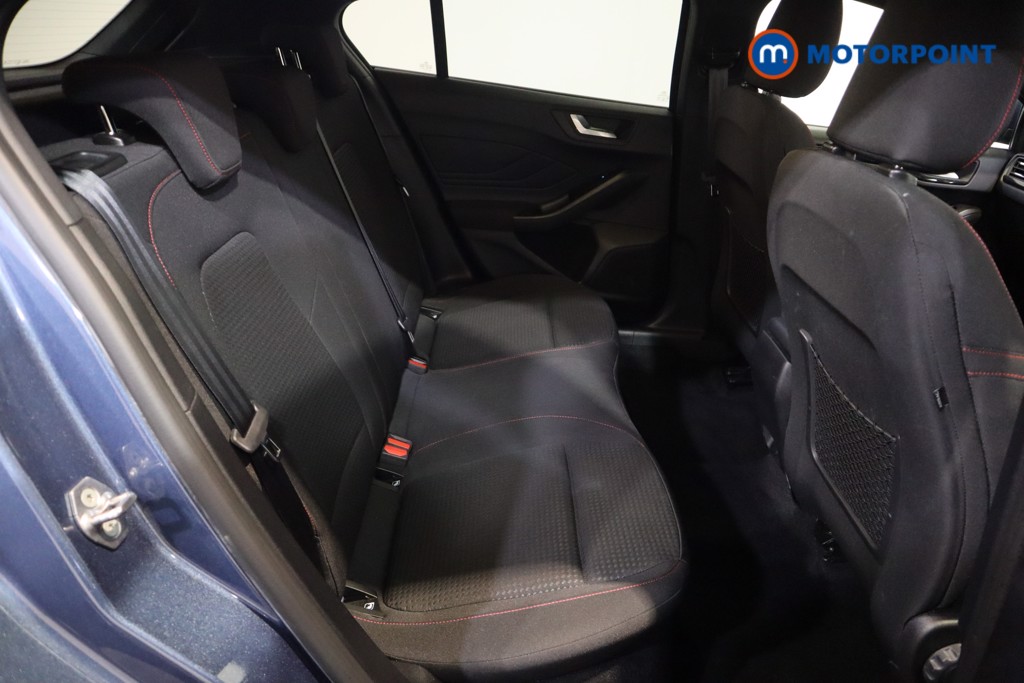 Ford Focus St-Line Manual Petrol Hatchback - Stock Number (1626385) - 7th supplementary image