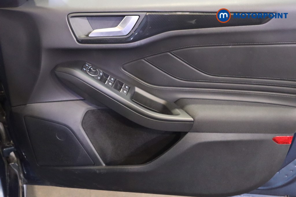 Ford Focus St-Line Manual Petrol Hatchback - Stock Number (1626385) - 13th supplementary image