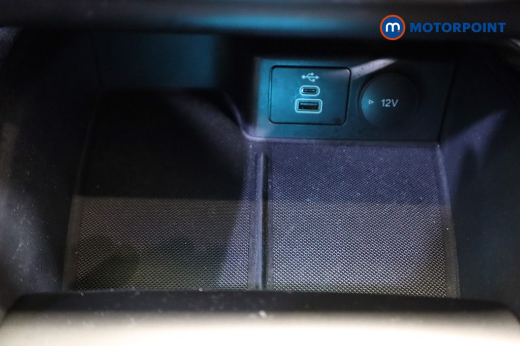 Ford Focus St-Line Manual Petrol Hatchback - Stock Number (1626385) - 21st supplementary image