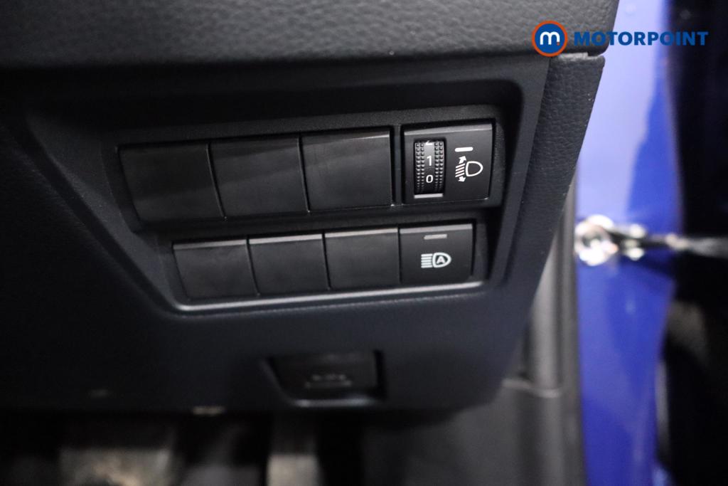 Toyota Yaris Design Automatic Petrol-Electric Hybrid Hatchback - Stock Number (1626524) - 13th supplementary image