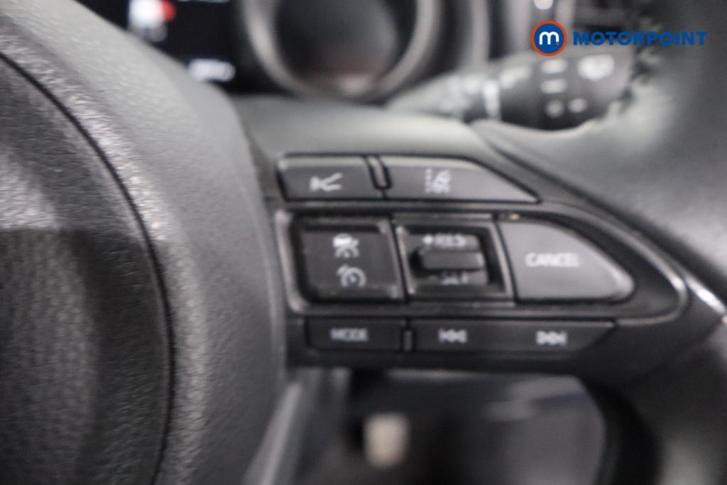 Toyota Yaris Design Automatic Petrol-Electric Hybrid Hatchback - Stock Number (1626524) - 14th supplementary image