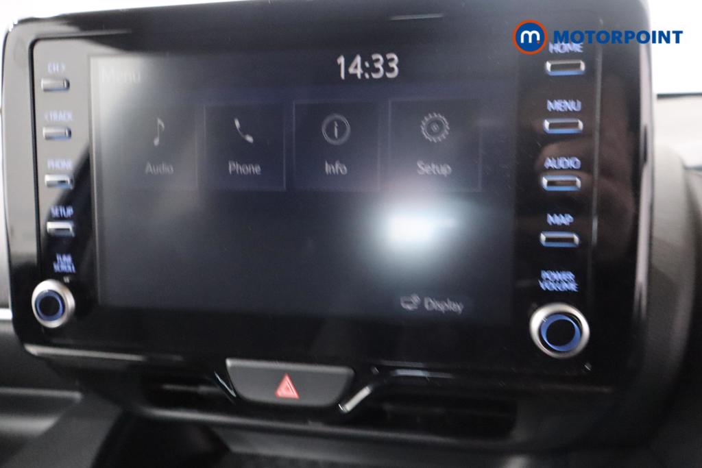 Toyota Yaris Design Automatic Petrol-Electric Hybrid Hatchback - Stock Number (1626524) - 18th supplementary image