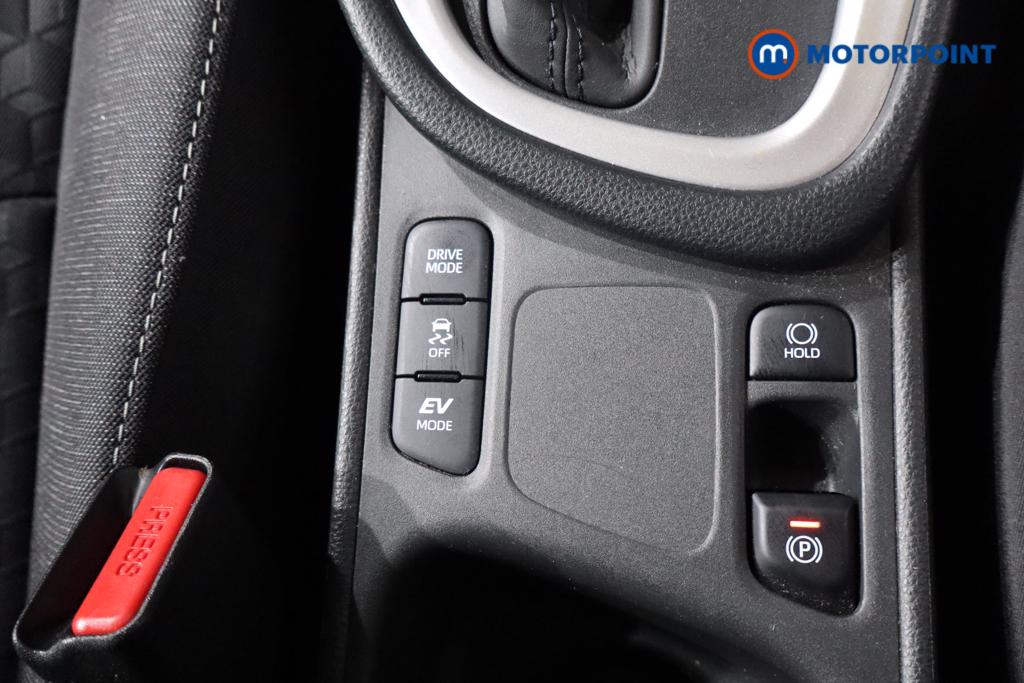 Toyota Yaris Design Automatic Petrol-Electric Hybrid Hatchback - Stock Number (1626524) - 20th supplementary image