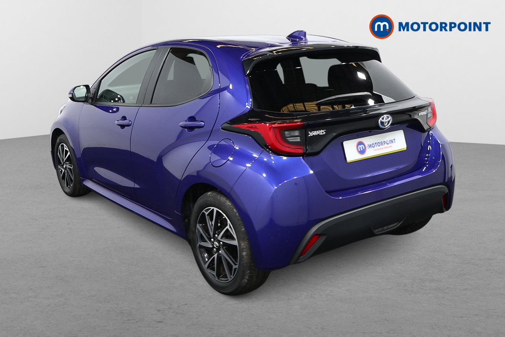 Toyota Yaris Design Automatic Petrol-Electric Hybrid Hatchback - Stock Number (1626524) - Passenger side rear corner