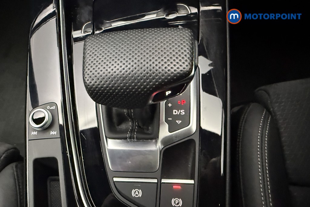 Audi A4 Black Edition Automatic Diesel Estate - Stock Number (1626950) - 7th supplementary image