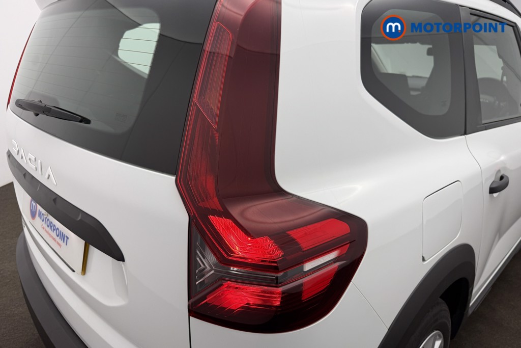 Dacia Jogger Essential Manual Petrol People Carrier - Stock Number (1577638) - 14th supplementary image