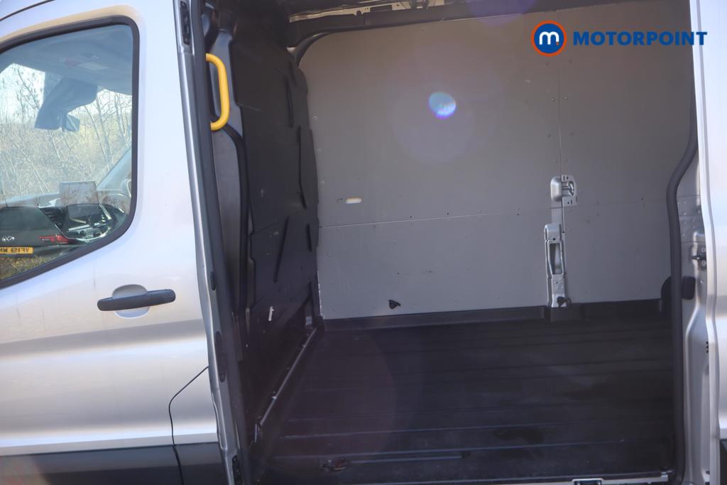 Ford Transit Limited Automatic Diesel Medium Roof Van - Stock Number (1600370) - 2nd supplementary image