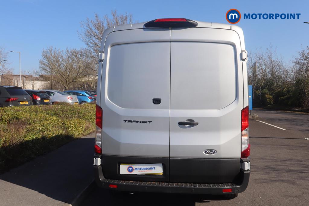 Ford Transit Limited Automatic Diesel Medium Roof Van - Stock Number (1600370) - 5th supplementary image