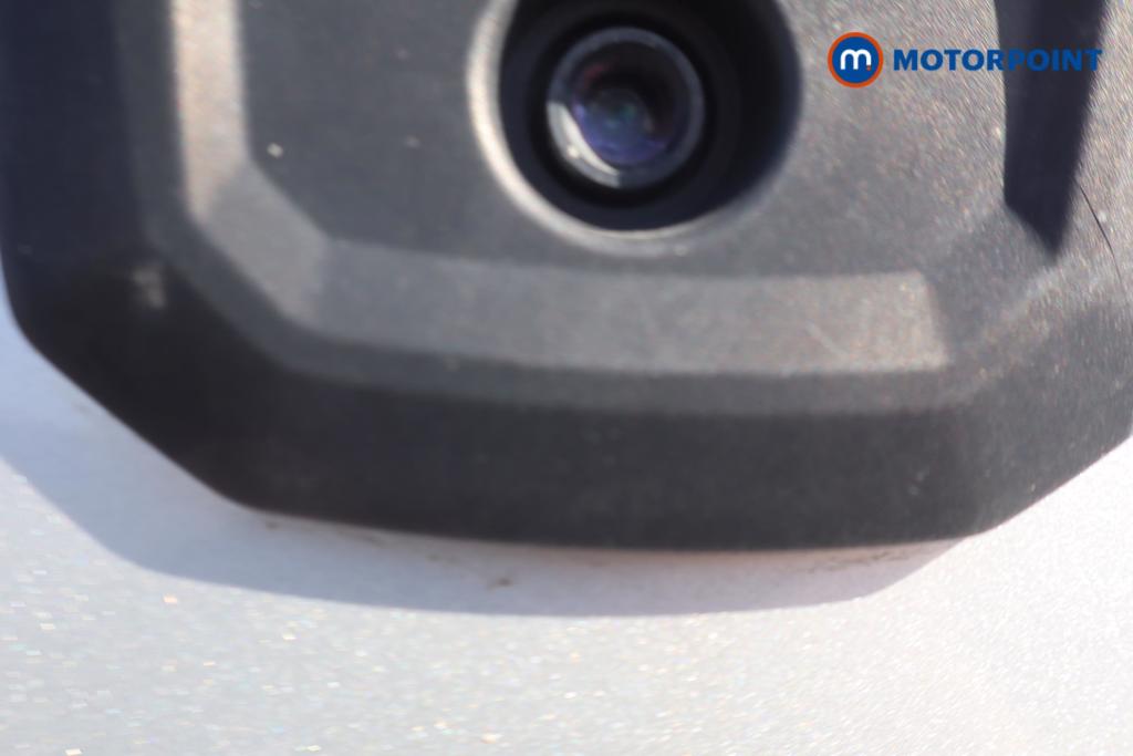 Ford Transit Limited Automatic Diesel Medium Roof Van - Stock Number (1600370) - 7th supplementary image