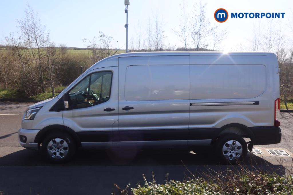 Ford Transit Limited Automatic Diesel Medium Roof Van - Stock Number (1600370) - 1st supplementary image