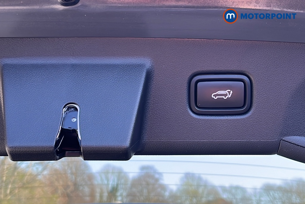 Hyundai Tucson Ultimate Automatic Petrol-Electric Hybrid SUV - Stock Number (1609554) - 35th supplementary image