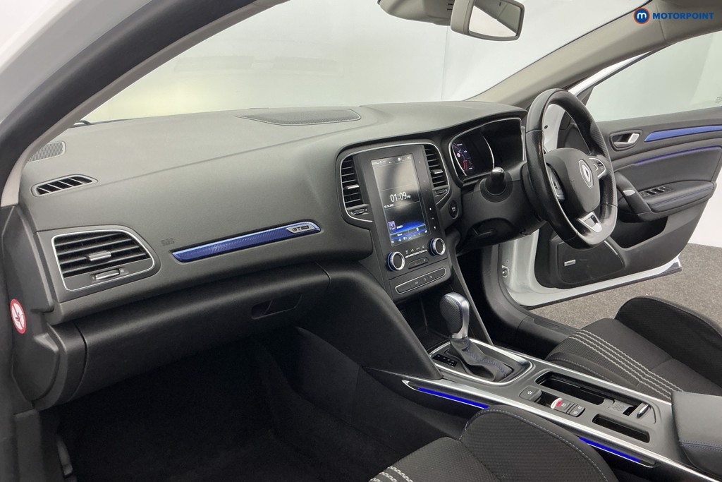 Renault Megane Gt Line Automatic Petrol Estate - Stock Number (1609685) - 10th supplementary image
