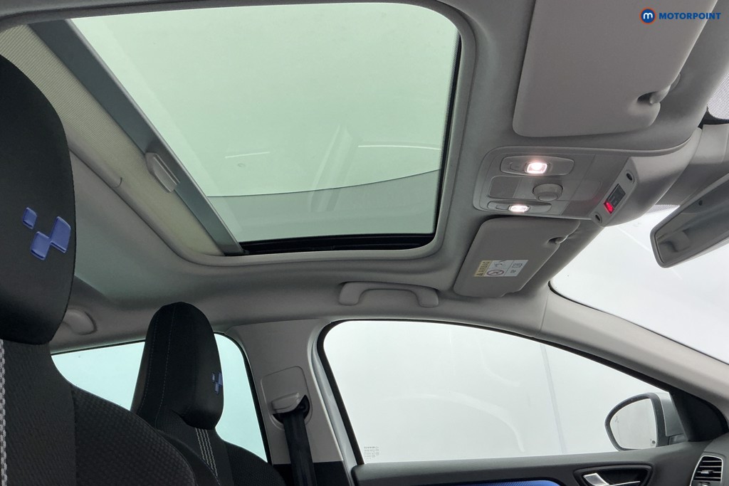 Renault Megane Gt Line Automatic Petrol Estate - Stock Number (1609685) - 16th supplementary image