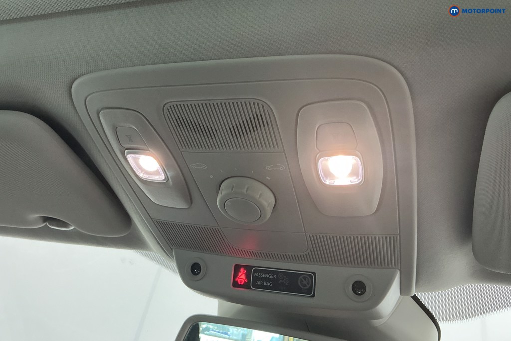 Renault Megane Gt Line Automatic Petrol Estate - Stock Number (1609685) - 17th supplementary image