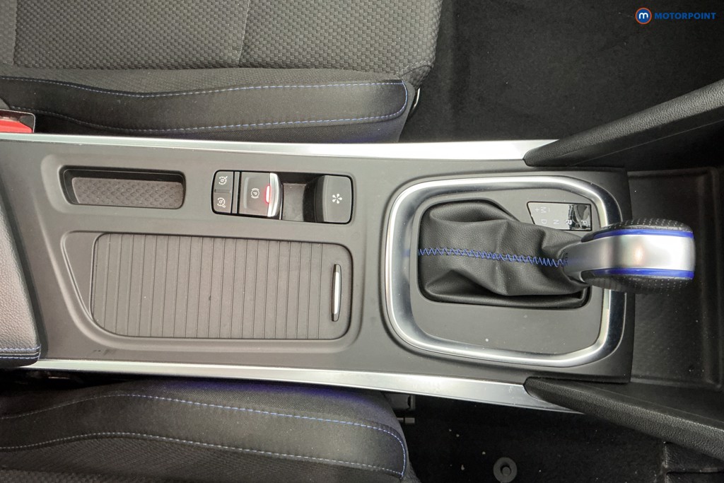 Renault Megane Gt Line Automatic Petrol Estate - Stock Number (1609685) - 20th supplementary image