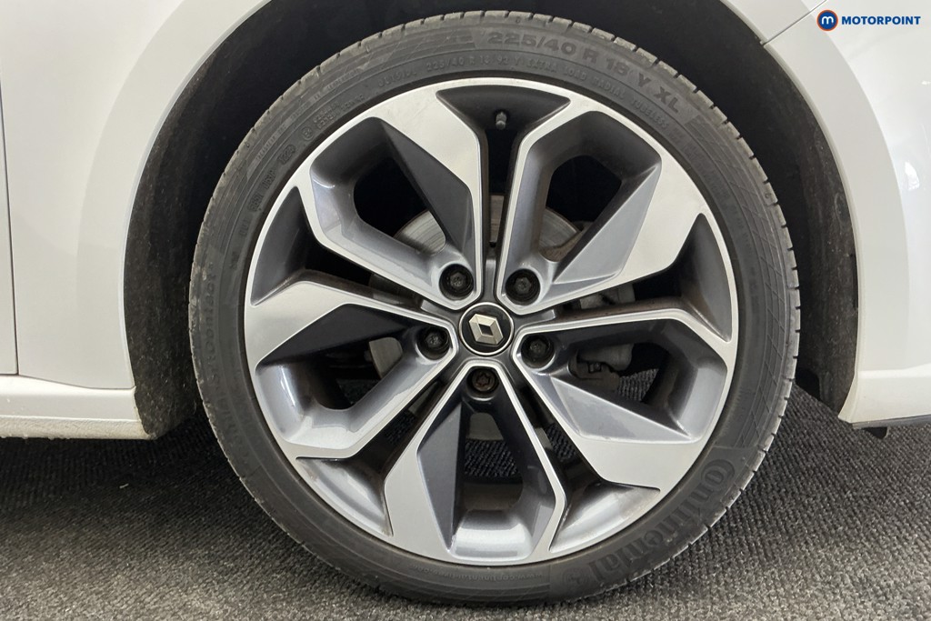 Renault Megane Gt Line Automatic Petrol Estate - Stock Number (1609685) - 39th supplementary image