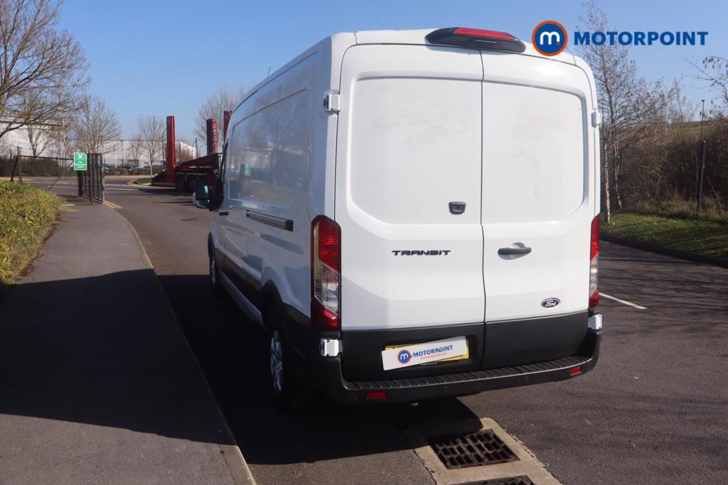 Ford Transit Limited Automatic Diesel Medium Roof Van - Stock Number (1611420) - 4th supplementary image