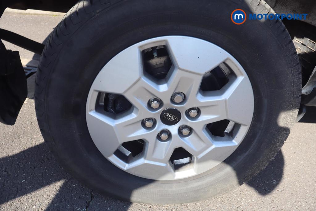 Ford Transit Limited Automatic Diesel Medium Roof Van - Stock Number (1611420) - 9th supplementary image