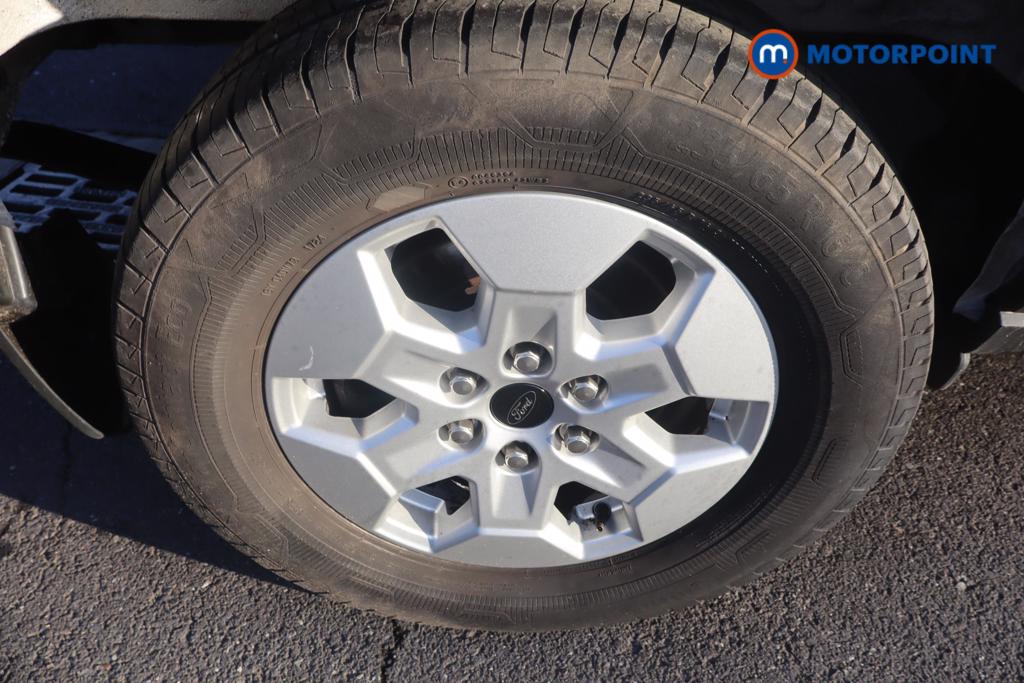 Ford Transit Limited Automatic Diesel Medium Roof Van - Stock Number (1611431) - 10th supplementary image