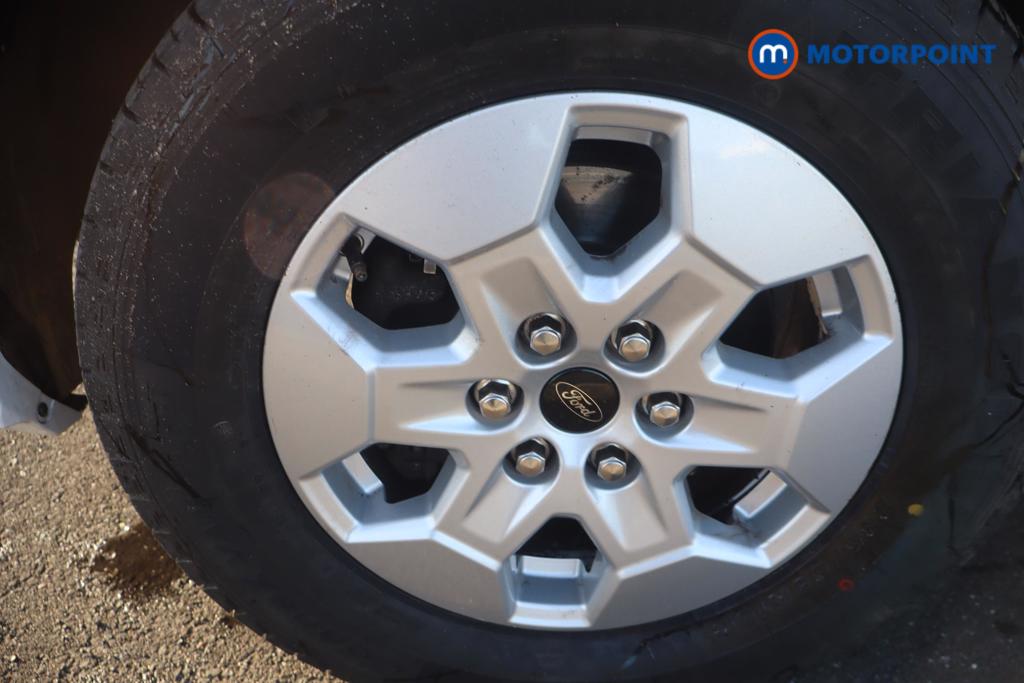 Ford Transit Limited Automatic Diesel Medium Roof Van - Stock Number (1611431) - Passenger side rear corner