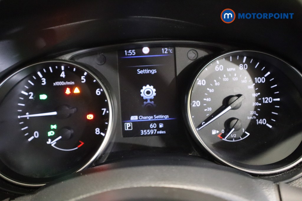 Nissan Qashqai Acenta Premium Automatic Petrol SUV - Stock Number (1612536) - 4th supplementary image