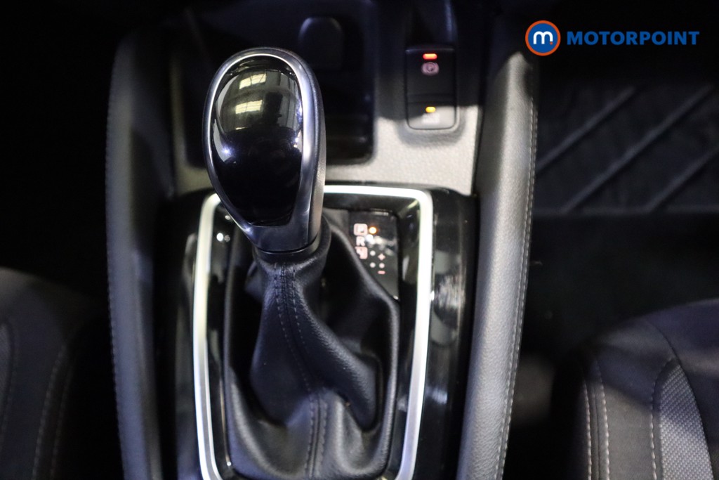 Nissan Qashqai Acenta Premium Automatic Petrol SUV - Stock Number (1612536) - 5th supplementary image