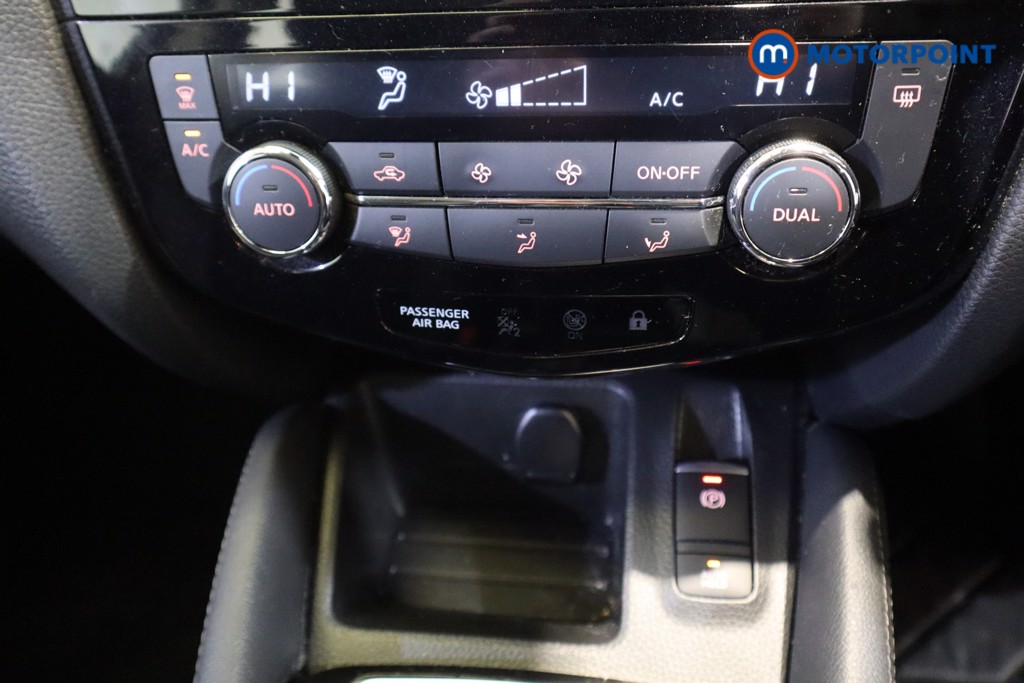 Nissan Qashqai Acenta Premium Automatic Petrol SUV - Stock Number (1612536) - 22nd supplementary image