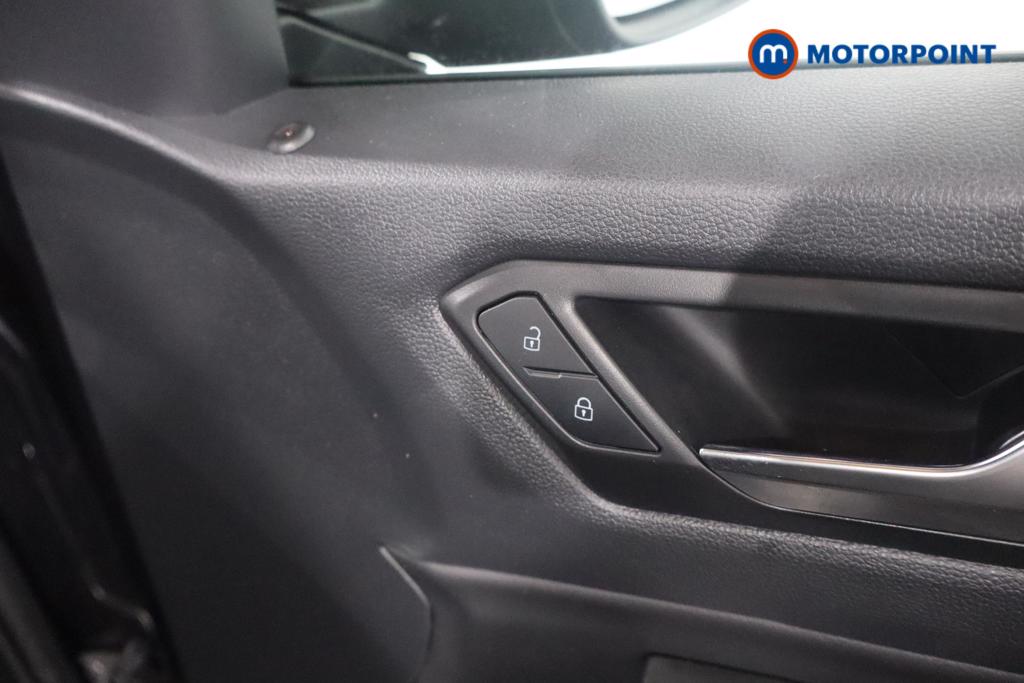 Volkswagen T-Roc R-Line Automatic Petrol SUV - Stock Number (1612570) - 10th supplementary image