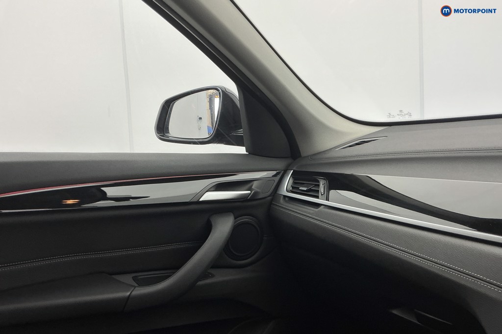 BMW X1 Sport Manual Petrol SUV - Stock Number (1613207) - 23rd supplementary image