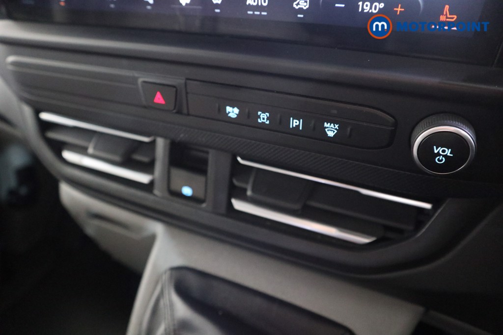 Ford Transit Custom Limited Manual Diesel Panel Van - Stock Number (1614008) - 7th supplementary image