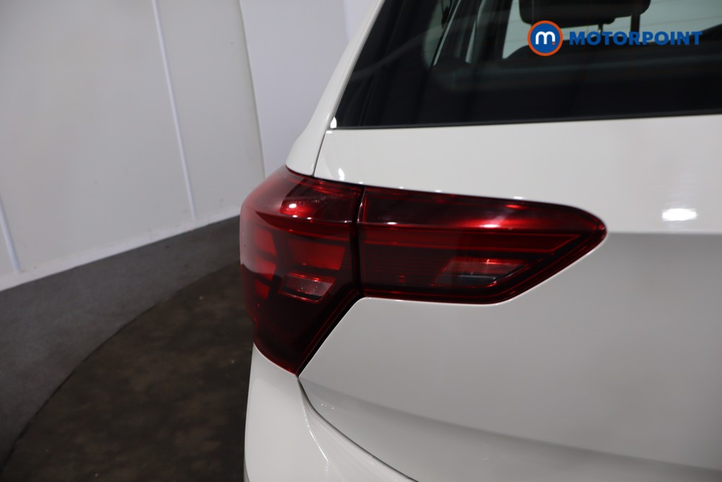 Volkswagen Polo Life Manual Petrol Hatchback - Stock Number (1615189) - 31st supplementary image