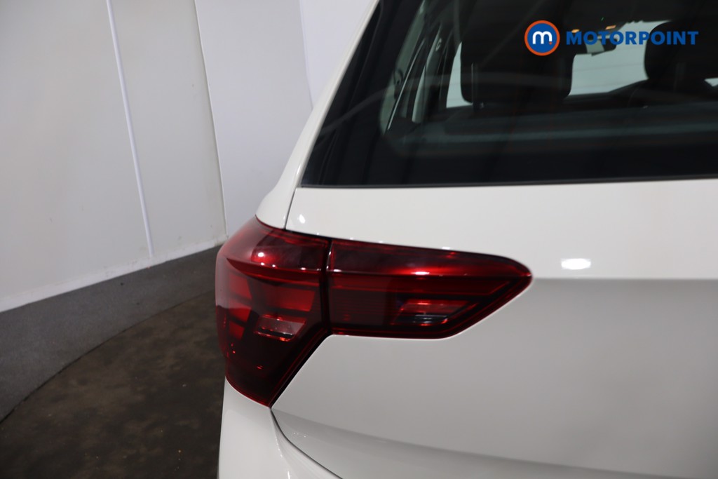 Volkswagen Polo Life Manual Petrol Hatchback - Stock Number (1615197) - 34th supplementary image