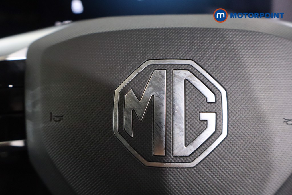 Mg Motor Uk HS SE Automatic Petrol-Electric Hybrid SUV - Stock Number (1616680) - 13th supplementary image