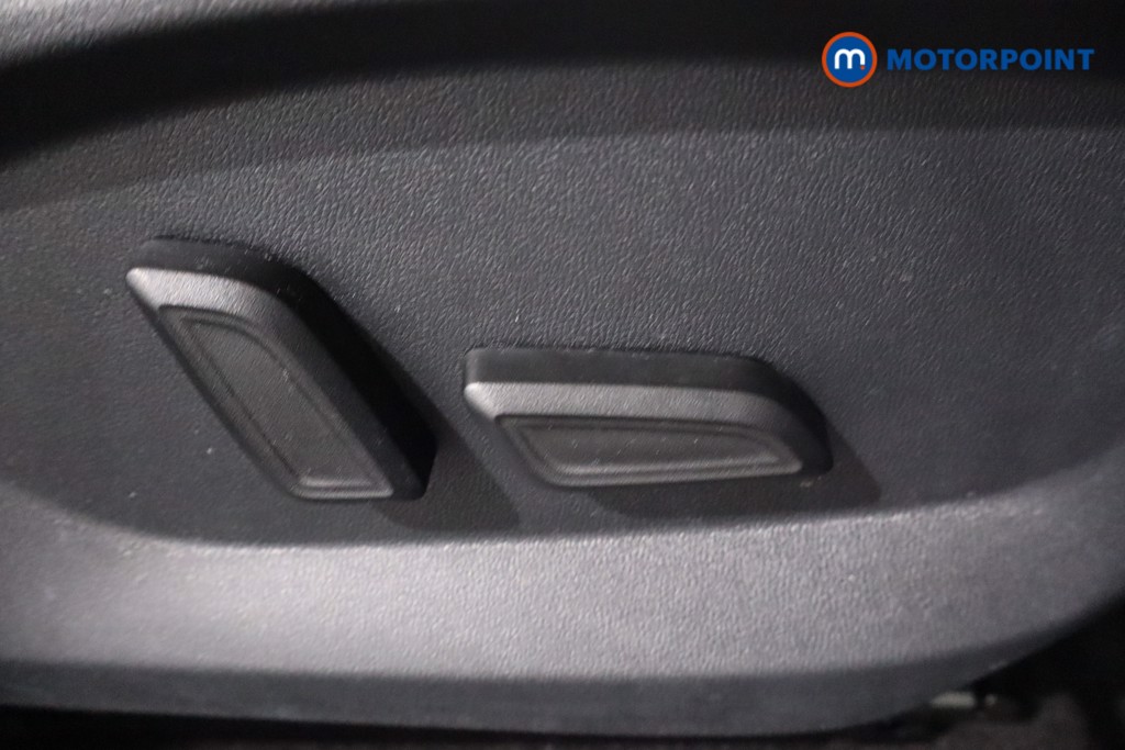 Mg Motor Uk HS SE Automatic Petrol-Electric Hybrid SUV - Stock Number (1616684) - 23rd supplementary image