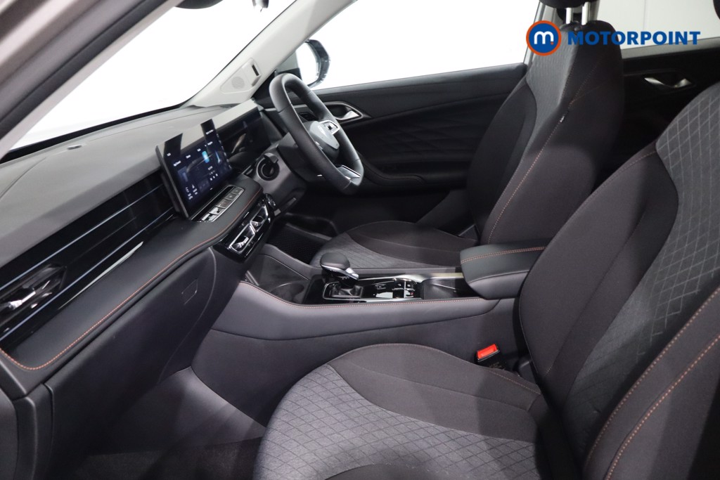 Mg Motor Uk HS SE Automatic Petrol-Electric Hybrid SUV - Stock Number (1616709) - 4th supplementary image