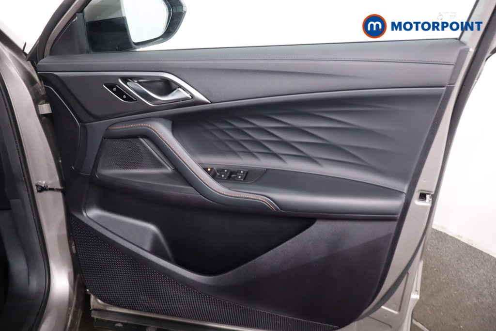 Mg Motor Uk HS SE Automatic Petrol-Electric Hybrid SUV - Stock Number (1616709) - 24th supplementary image