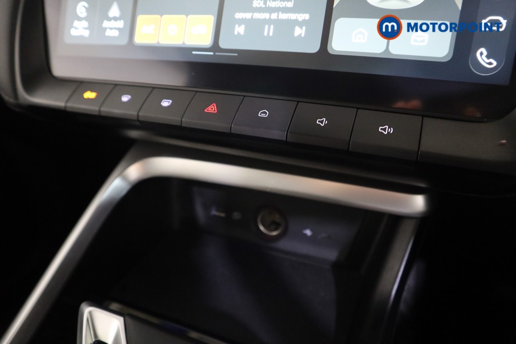 Mg Motor Uk ZS Trophy Automatic Petrol-Electric Hybrid SUV - Stock Number (1616881) - 7th supplementary image