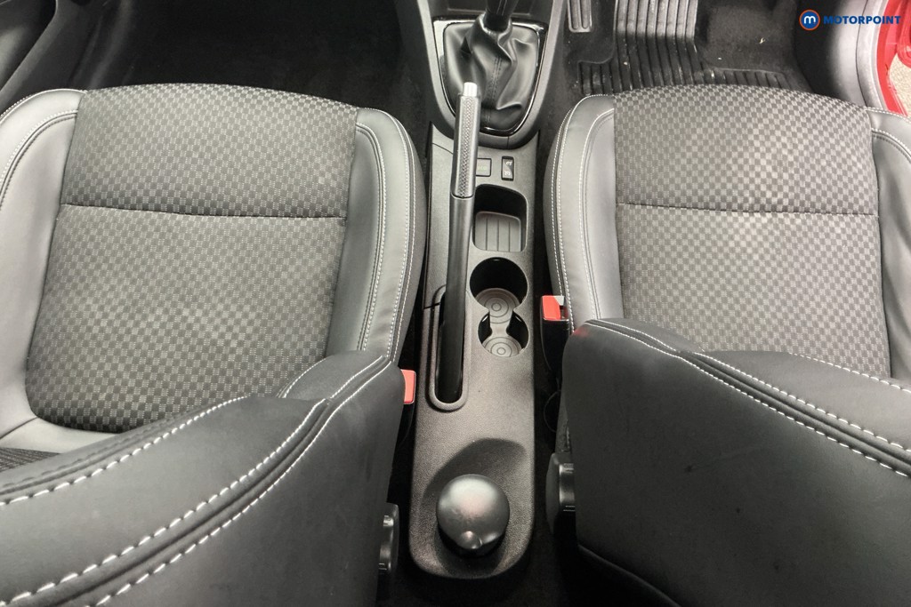 Renault Clio Gt Line Manual Petrol Hatchback - Stock Number (1617432) - 12th supplementary image