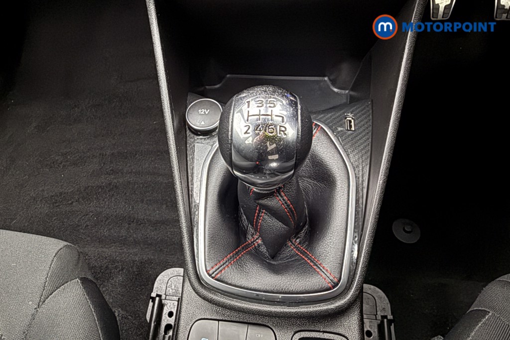Ford Fiesta St-Line Manual Petrol Hatchback - Stock Number (1617455) - 6th supplementary image