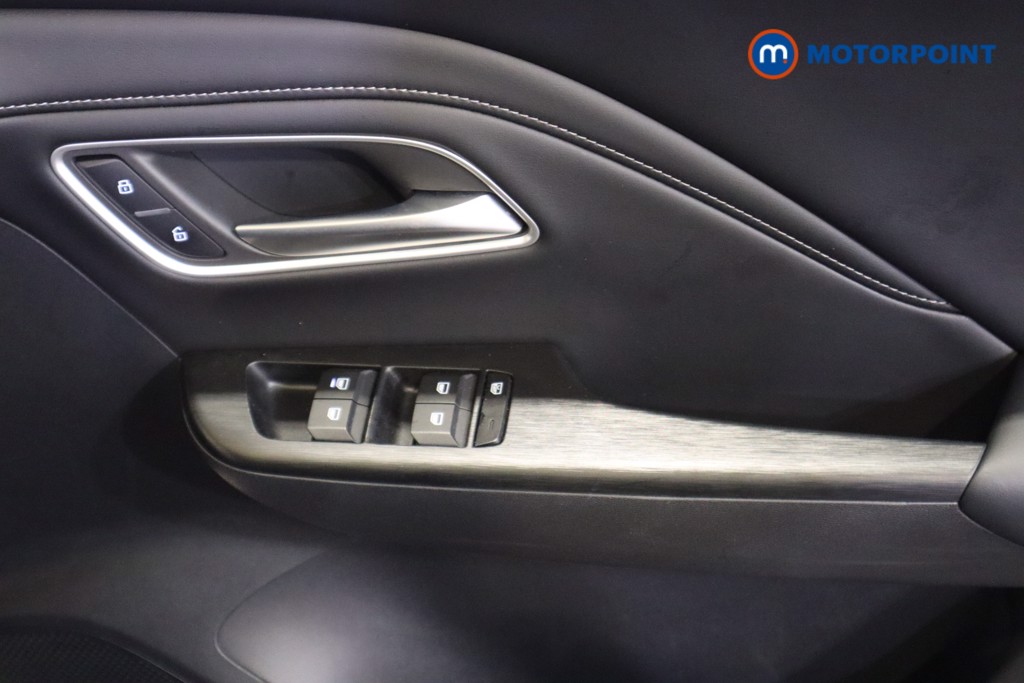 Mg Motor Uk ZS Trophy Automatic Petrol-Electric Hybrid SUV - Stock Number (1617686) - 14th supplementary image