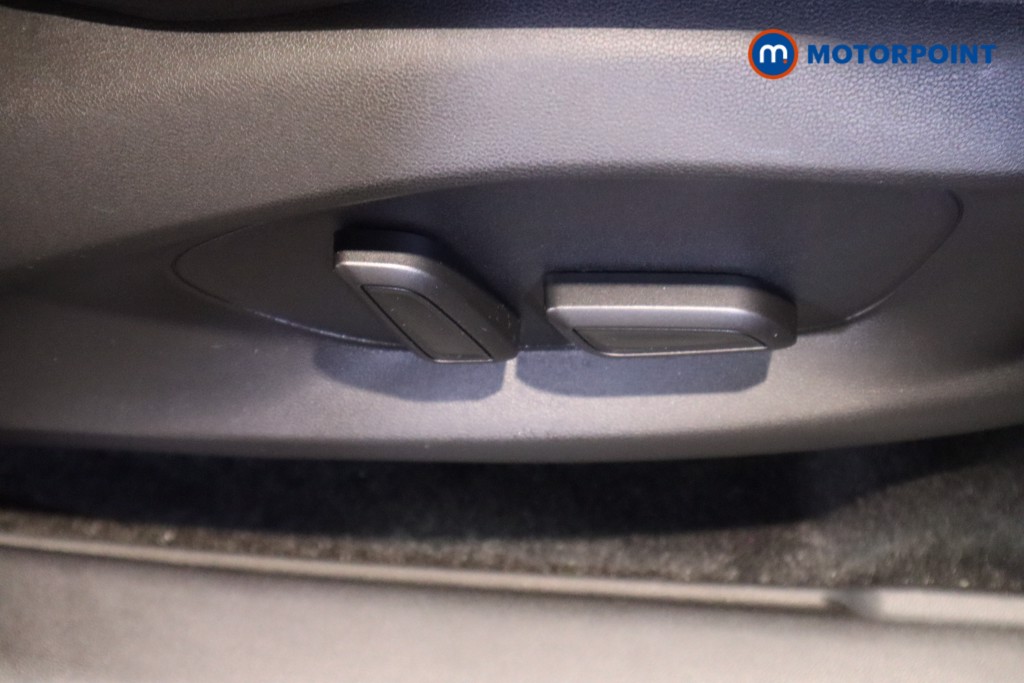 Mg Motor Uk ZS Trophy Automatic Petrol-Electric Hybrid SUV - Stock Number (1617686) - 16th supplementary image