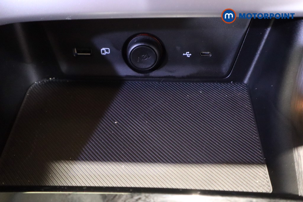 Mg Motor Uk ZS Trophy Automatic Petrol-Electric Hybrid SUV - Stock Number (1617686) - 21st supplementary image