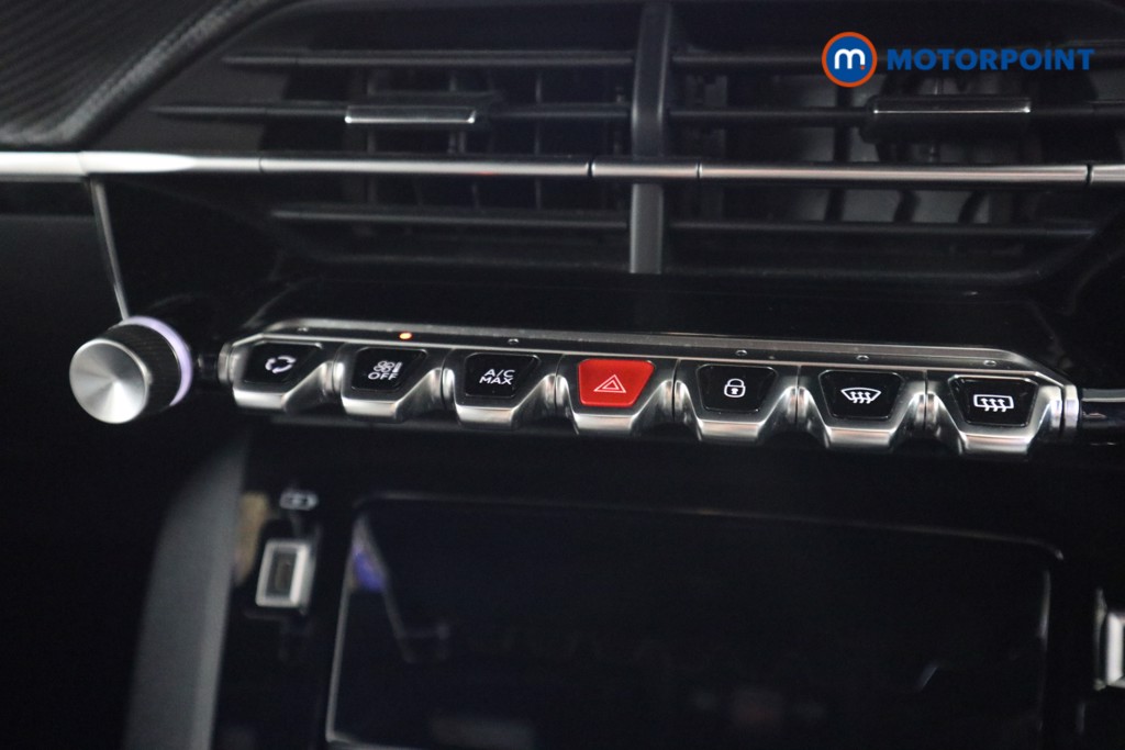 Peugeot 2008 Allure Premium-Plus Manual Petrol SUV - Stock Number (1617712) - 8th supplementary image