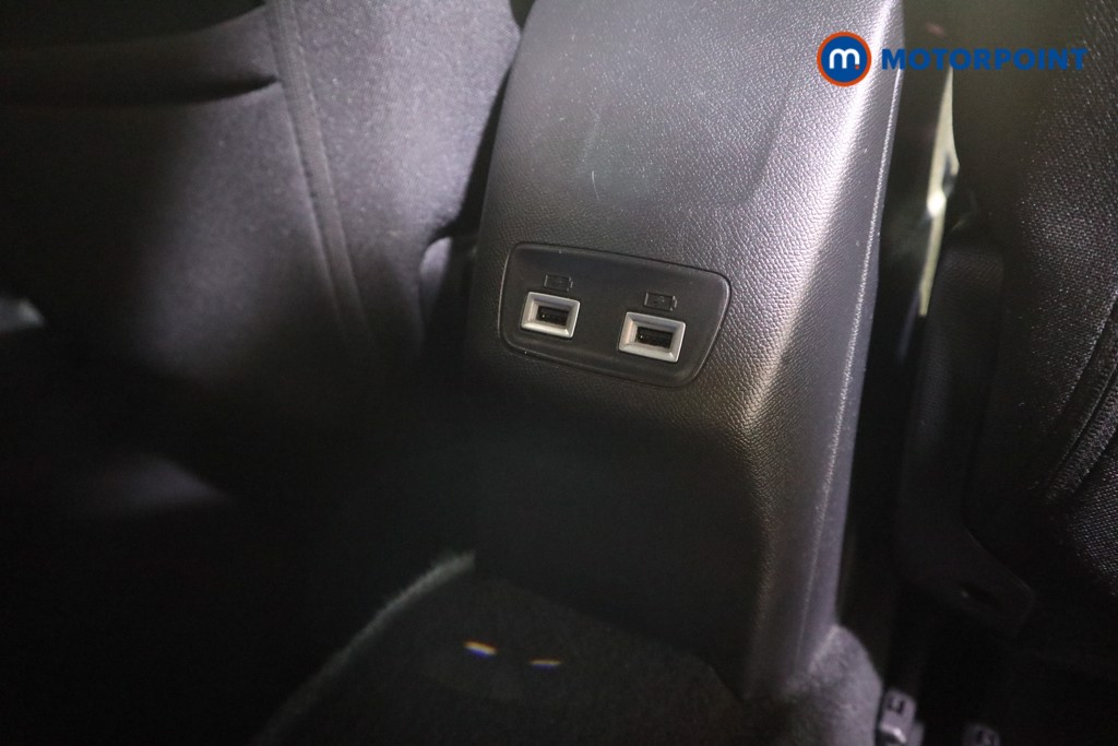 Peugeot 2008 Allure Premium-Plus Manual Petrol SUV - Stock Number (1617712) - 17th supplementary image