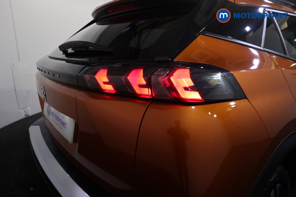 Peugeot 2008 Allure Premium-Plus Manual Petrol SUV - Stock Number (1617712) - 28th supplementary image