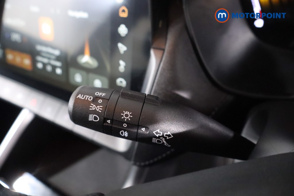 Mg Motor Uk ZS Trophy Automatic Petrol-Electric Hybrid SUV - Stock Number (1617737) - 14th supplementary image