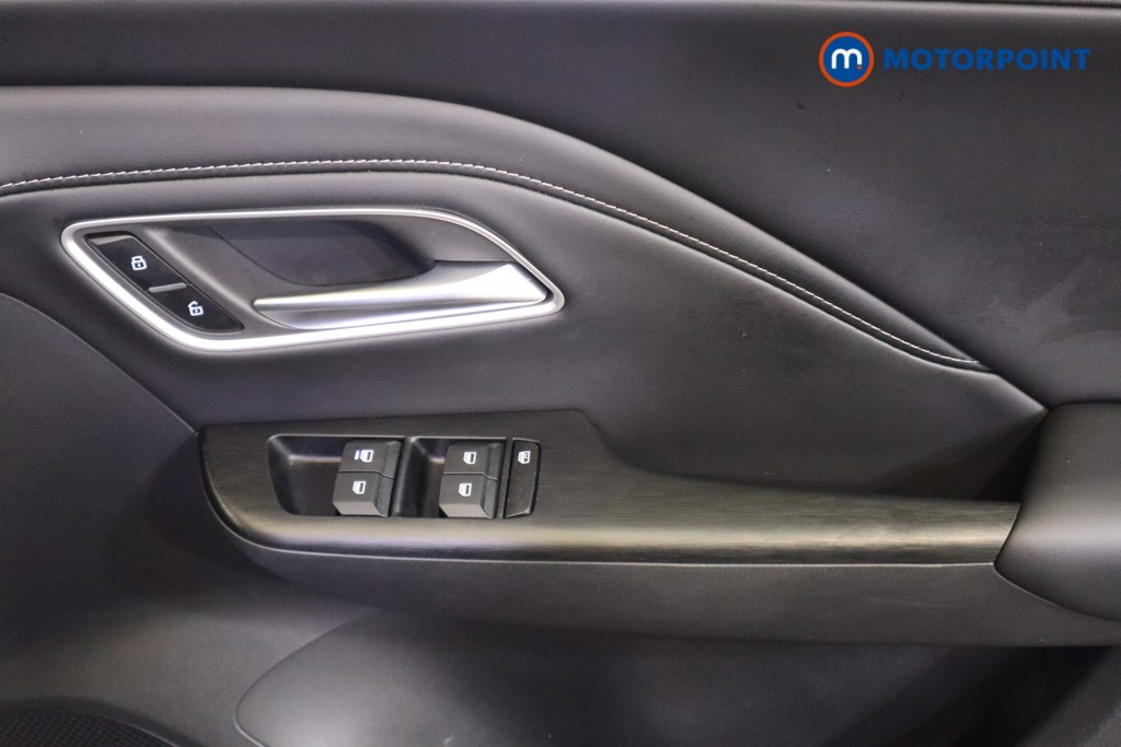 Mg Motor Uk ZS Trophy Automatic Petrol-Electric Hybrid SUV - Stock Number (1617846) - 14th supplementary image